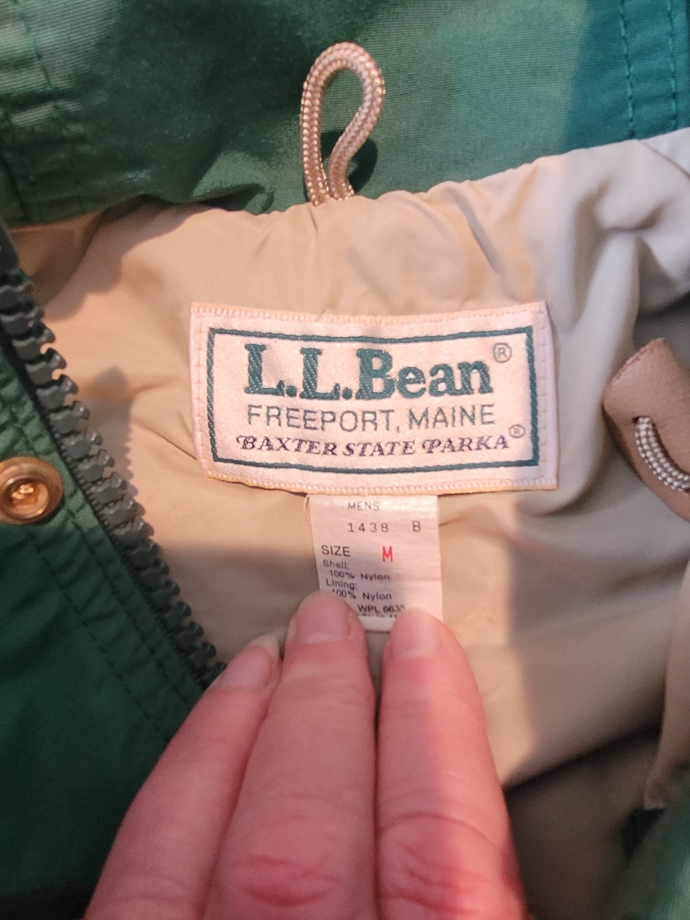 LL Bean Women's Green Hooded Field / Rain Jacket - Picture 2 of 10